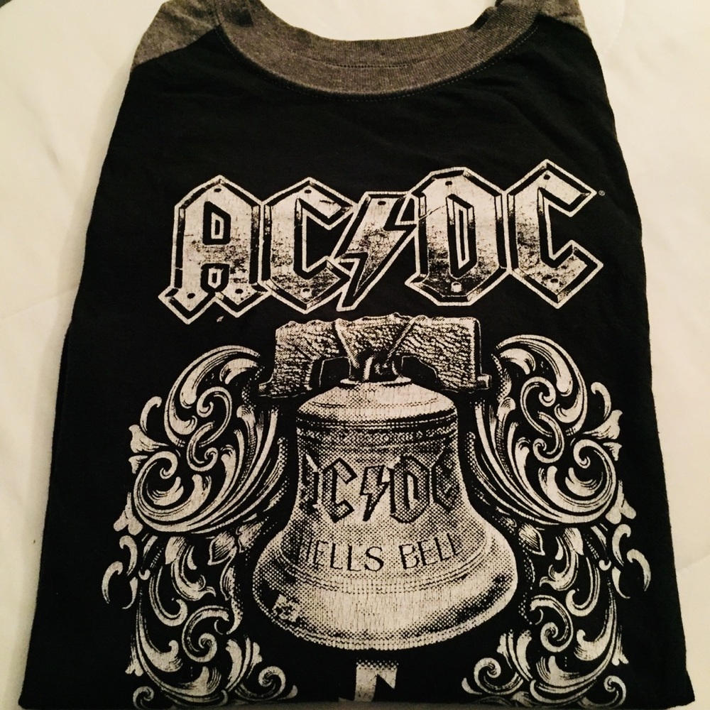 “AC⚡️DC BY LIQUID BLUE” unisex’s shirt!!